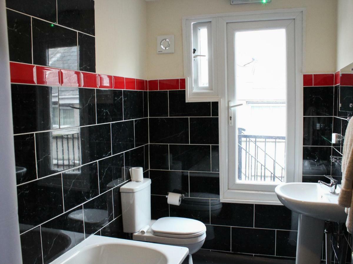 Mary House 46 Bed and Breakfast Porthcawl Buitenkant foto